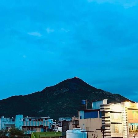 Kr Homestay Tiruvannāmalai Zewnętrze zdjęcie