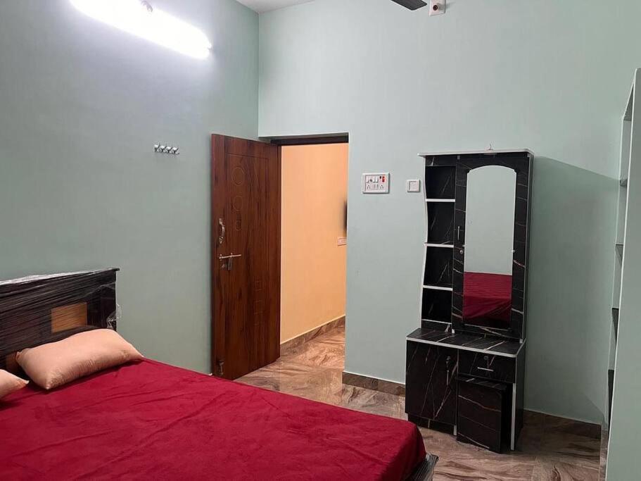 Kr Homestay Tiruvannāmalai Zewnętrze zdjęcie